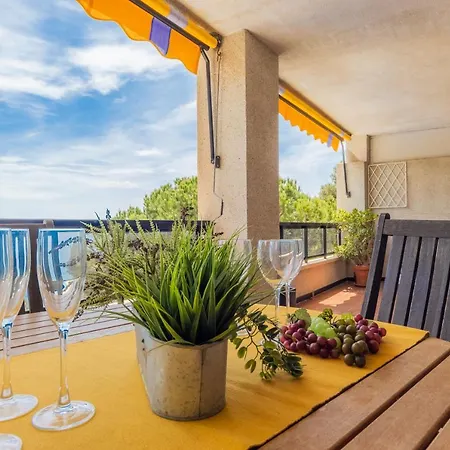 Playa Larga Arysal Салоу